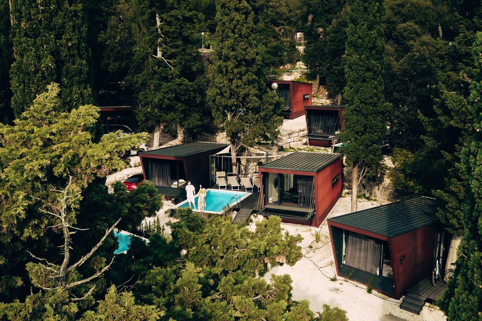 Porton Nature Hideouts Ровин Екстериор снимка
